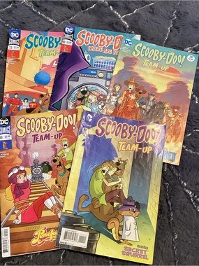 DC Comics Scooby-Doo Lot of 5 Kids Books